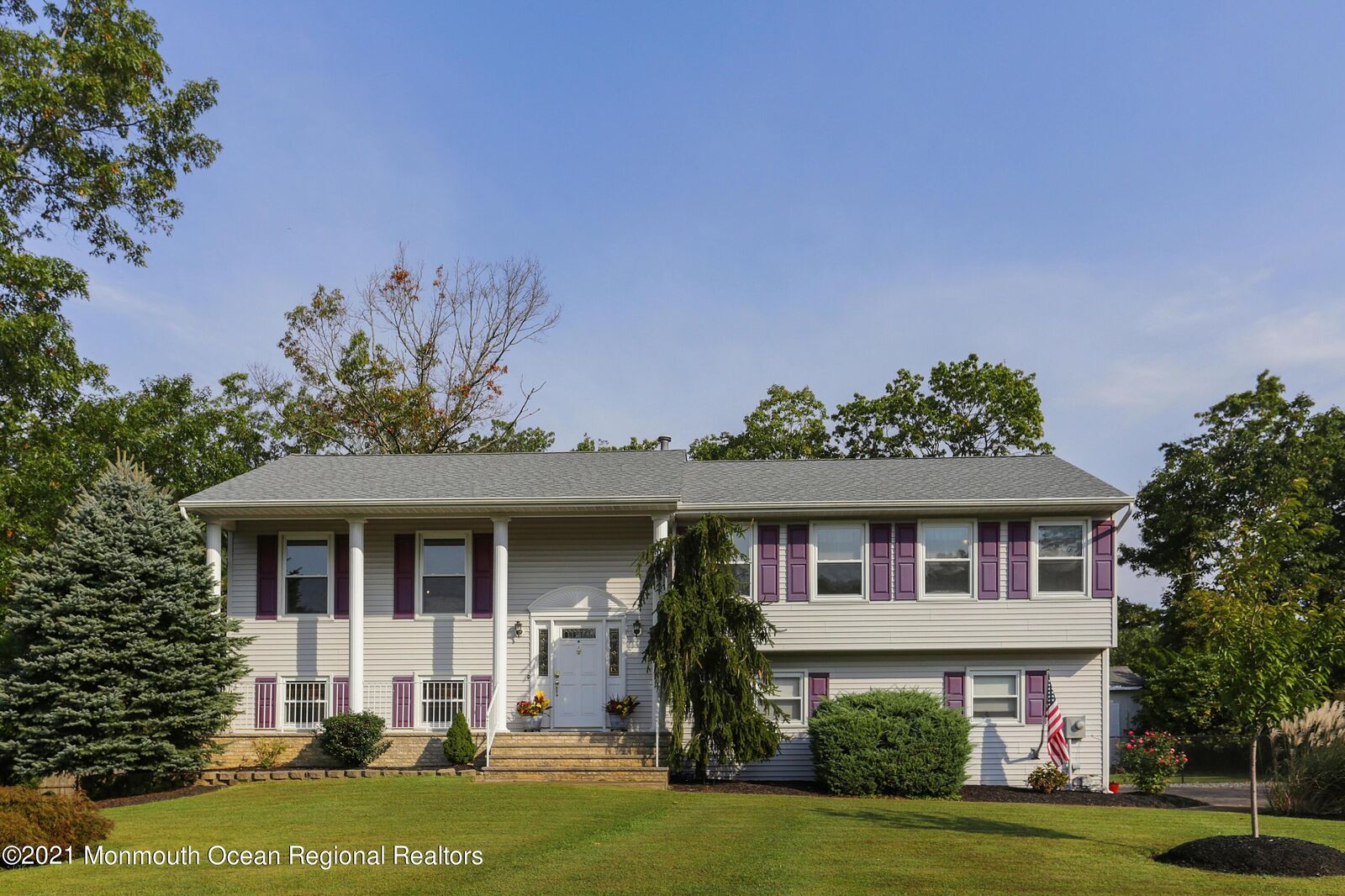 Property Photo: 6 Hemlock Lane NJ 08721