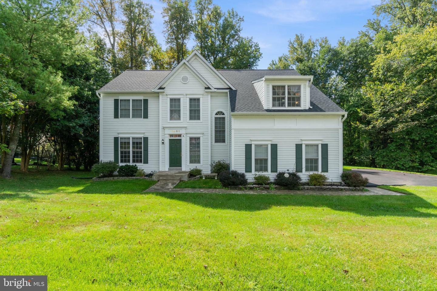 Property Photo:  8401 Quill Point Drive  MD 20720 