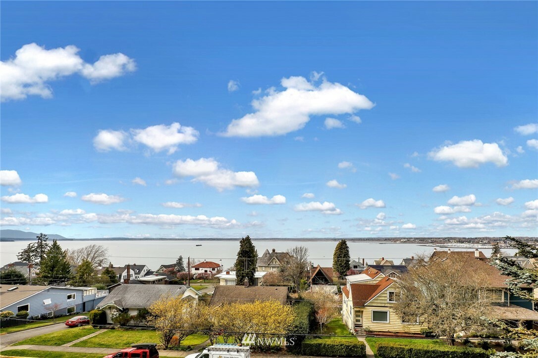 Property Photo: 165 S Garden Street WA 98225