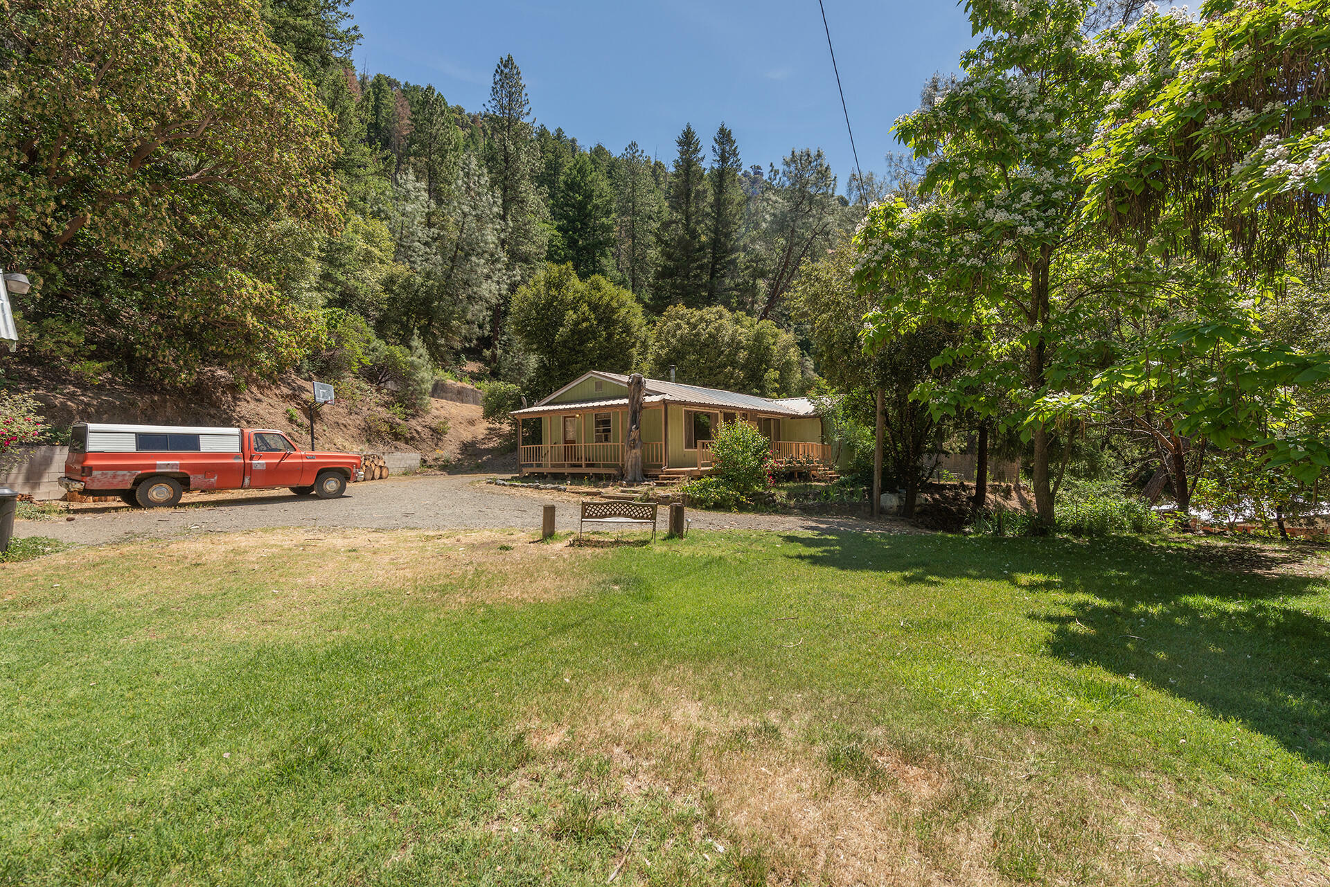 Property Photo:  110 Mi Casa Lane  CA 96010 