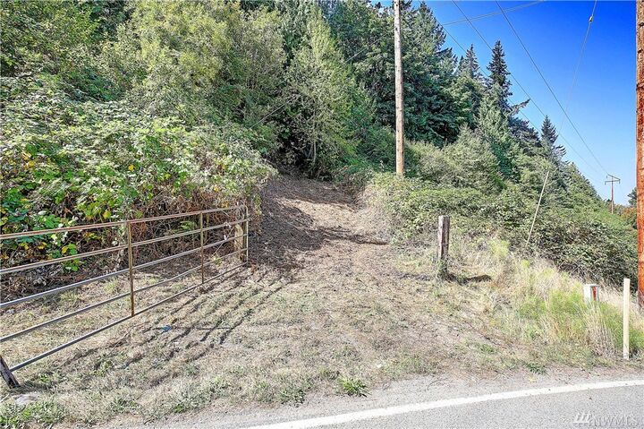 Property Photo: 206 Xx Sill Rd WA 98223