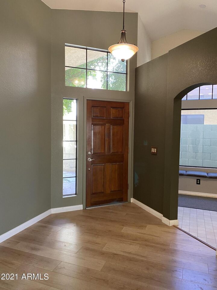 Property Photo: 2308 W Comstock Drive AZ 85224