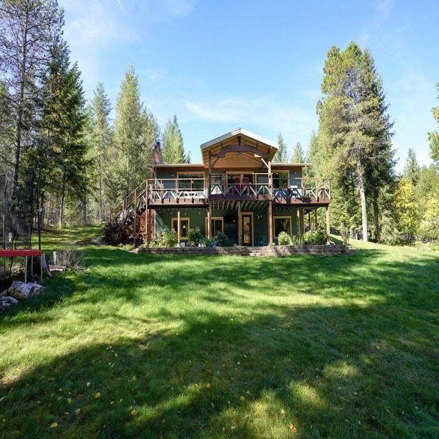 Property Photo:  1061 E Joyner Dr  WA 99119 