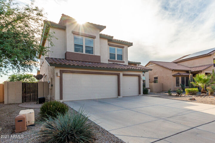Property Photo:  17120 N Oliveto Avenue  AZ 85138 
