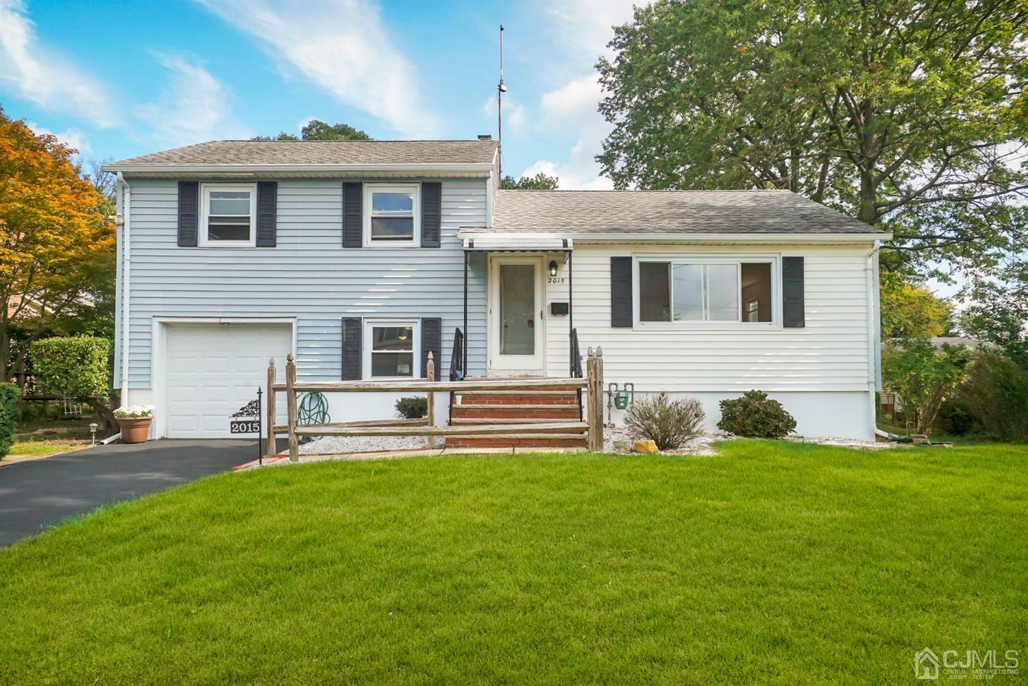 Property Photo:  2015 Grant Avenue  NJ 07080 