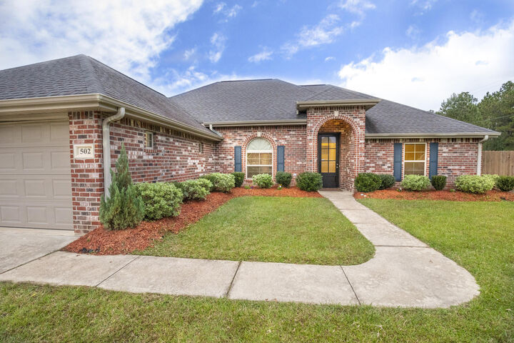 502 Woodland Pkwy  Leesville LA 71446 photo