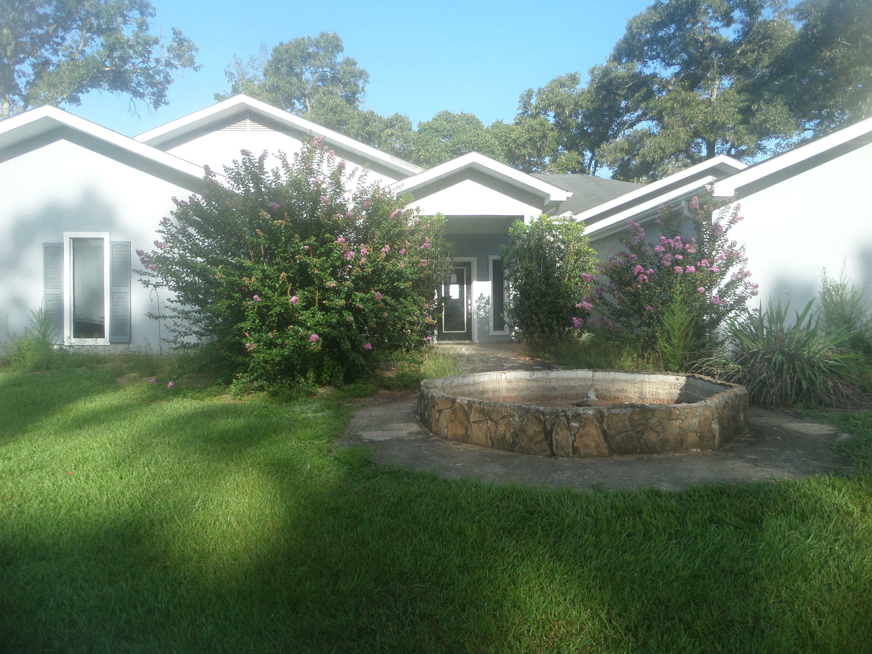 Property Photo:  250 Everette Young Road  LA 70644 