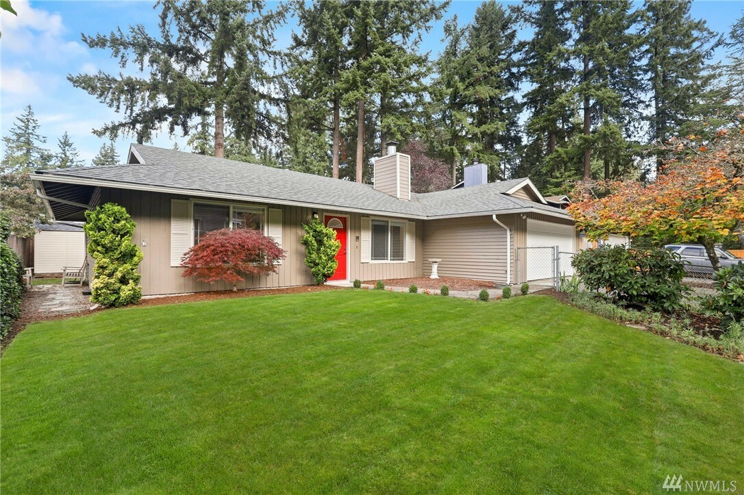 Property Photo:  18912 SE 265th St  WA 98042 