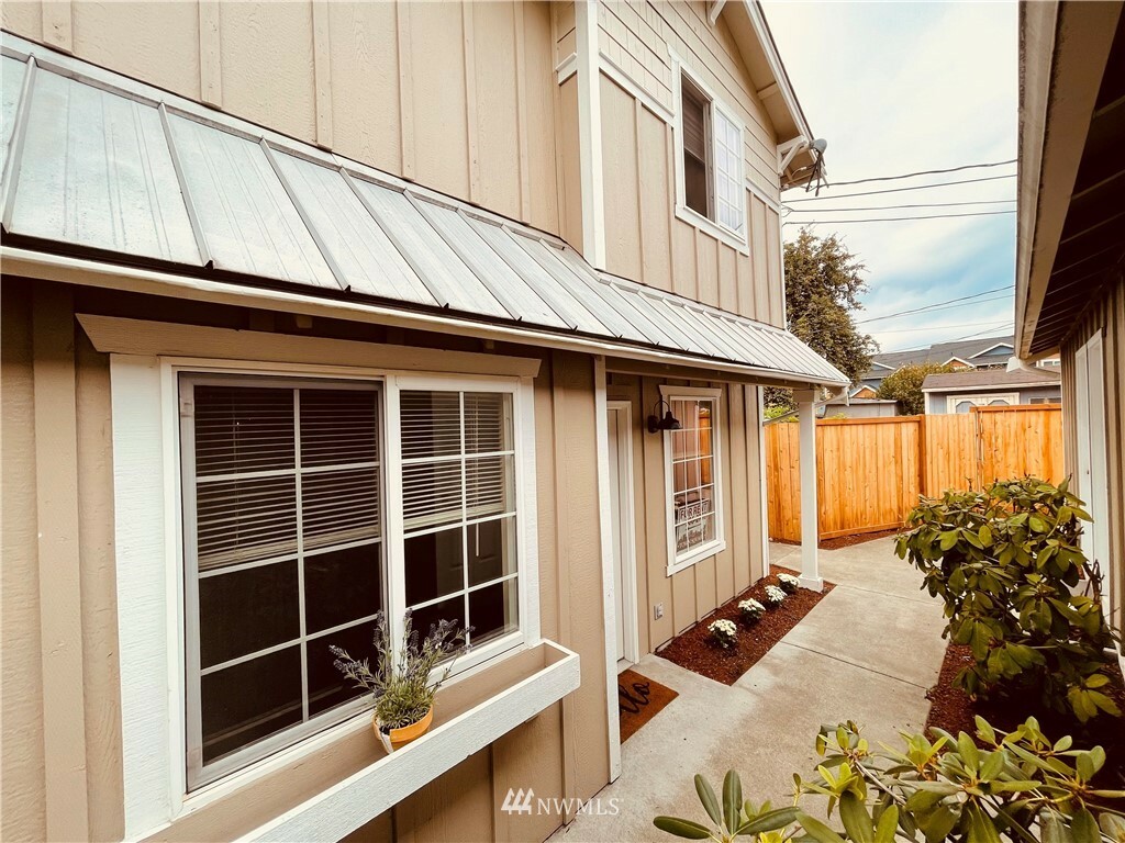 Property Photo: 4707 S Puget Sound Avenue WA 98409