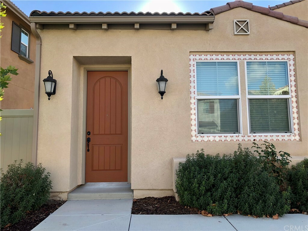 Property Photo:  39759 Strada Firenze  CA 92532 