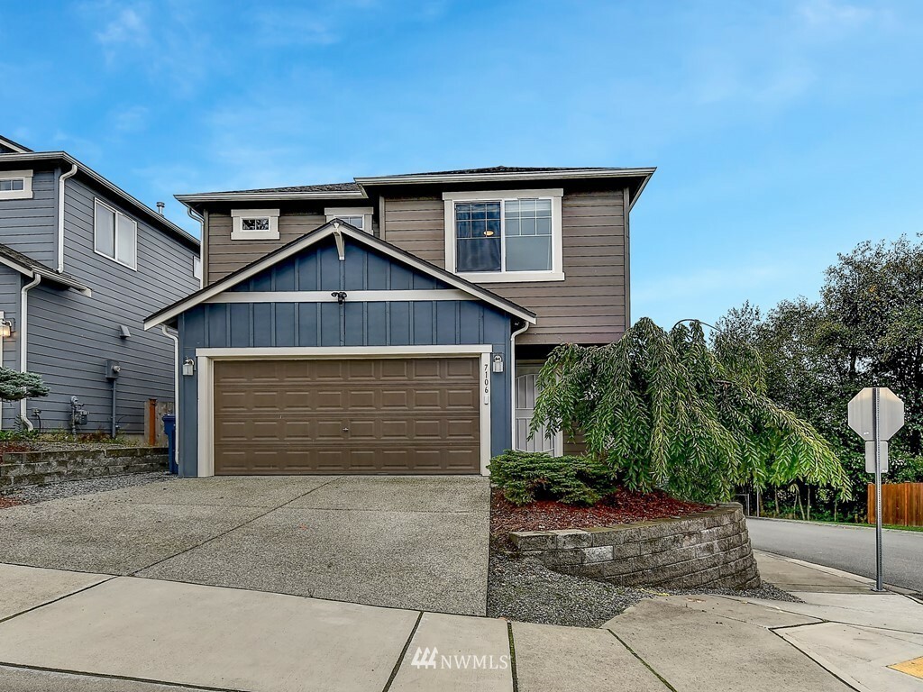 Property Photo:  7106  18th Place SE  WA 98258 