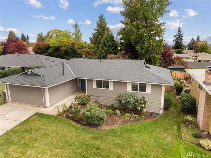 11617 NE 136th St  Kirkland WA 98034 photo
