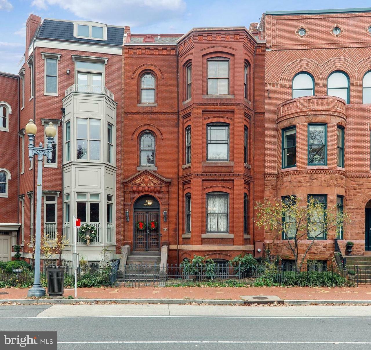 Property Photo:  23 Logan Circle NW  DC 20005 