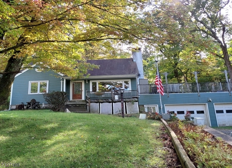 Property Photo: 10 W Windy Bush Ln NJ 07871
