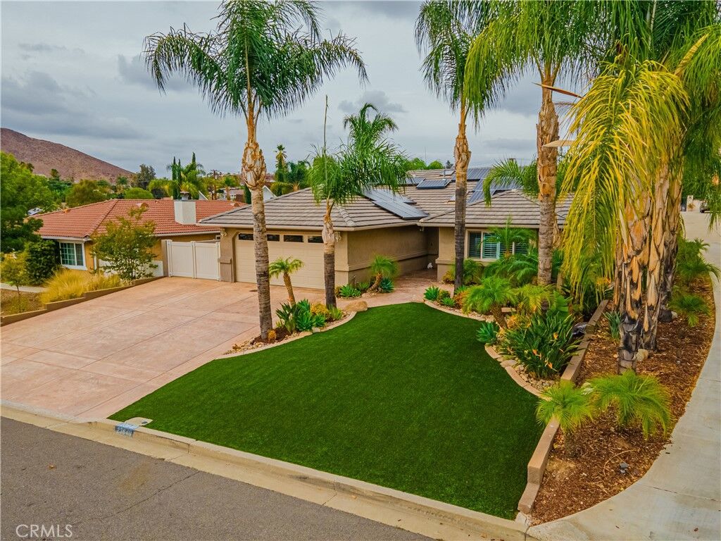 Property Photo: 23840 Outrigger Drive CA 92587