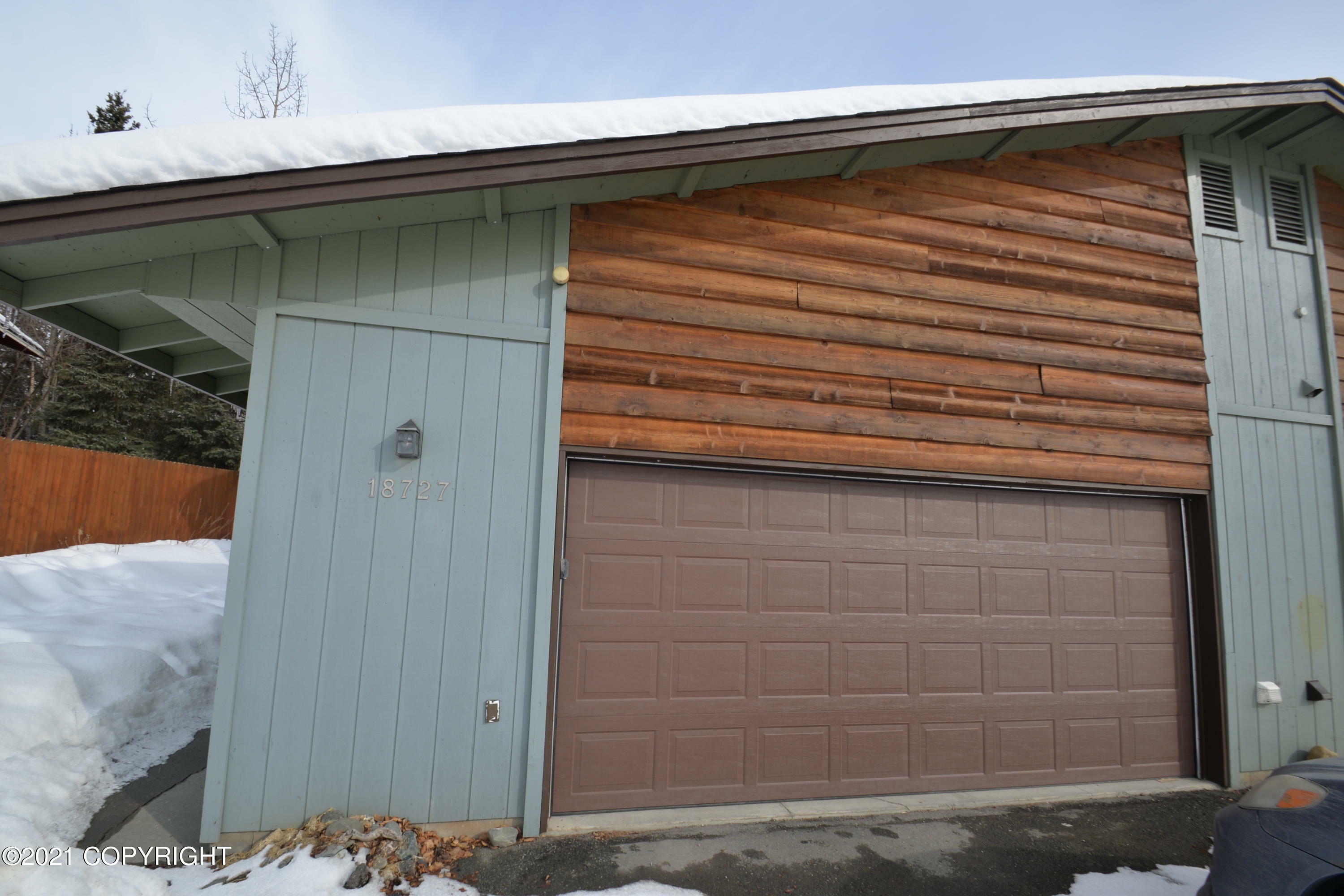 Property Photo: 18727 N Lowrie Loop AK 99577