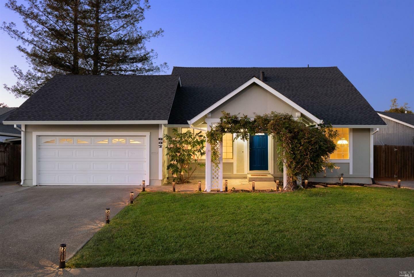 Property Photo:  837 Lilac Way  CA 94928 