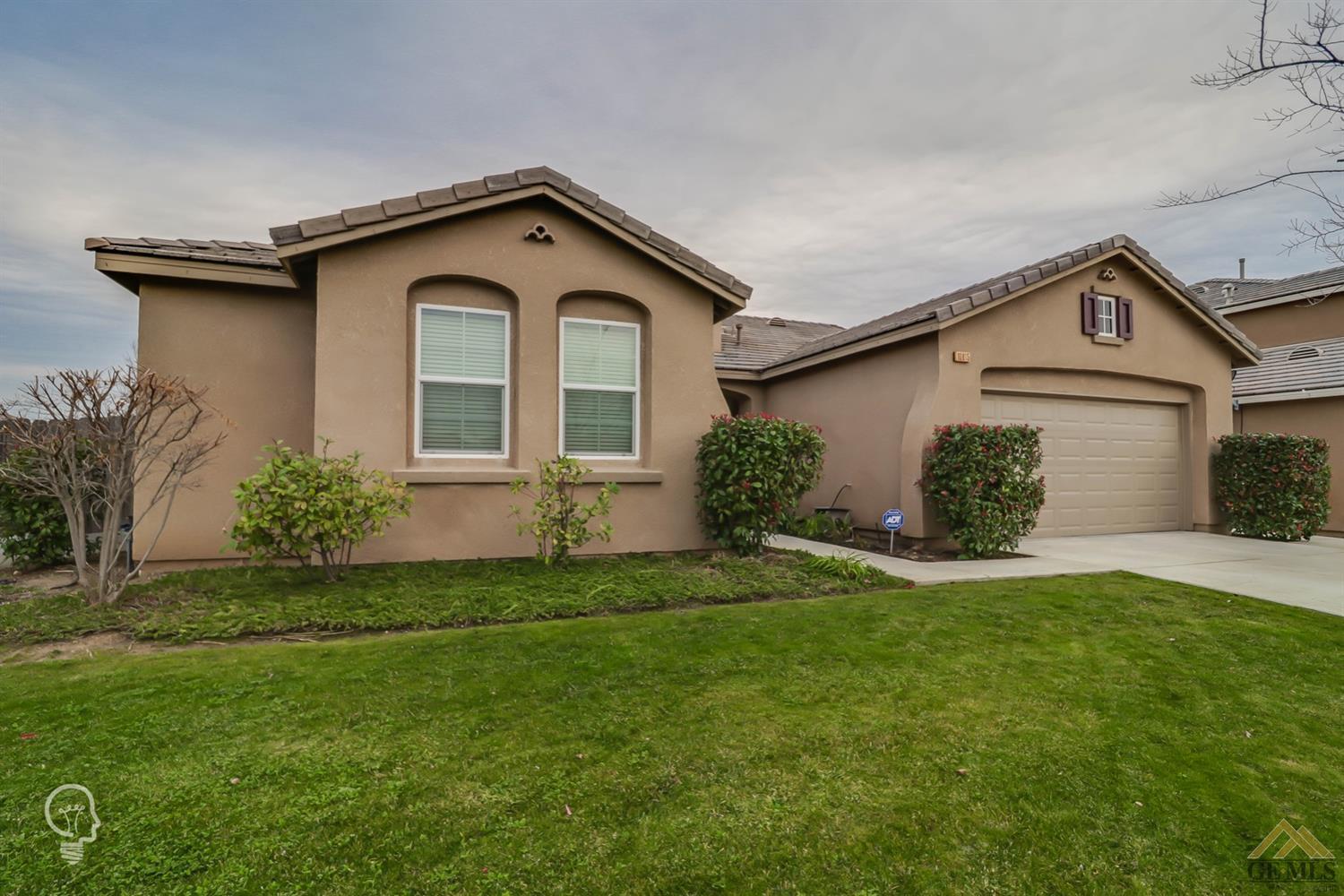 Property Photo: 10815 Mountainside Drive CA 93306