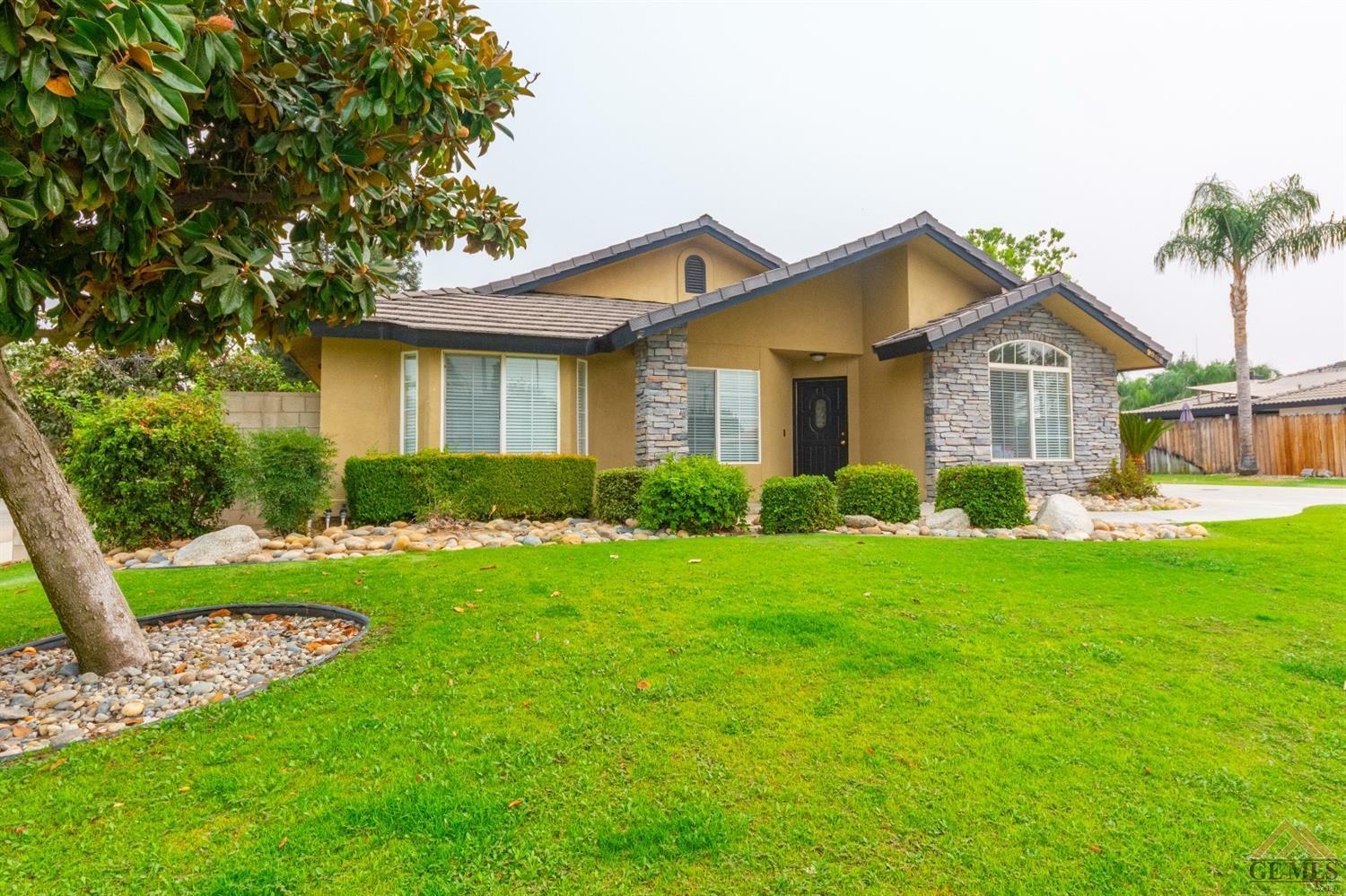 Property Photo:  9508 Birch Creek Court  CA 93312 