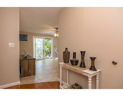 Property Photo:  45 Cottage St 10  MA 01905 