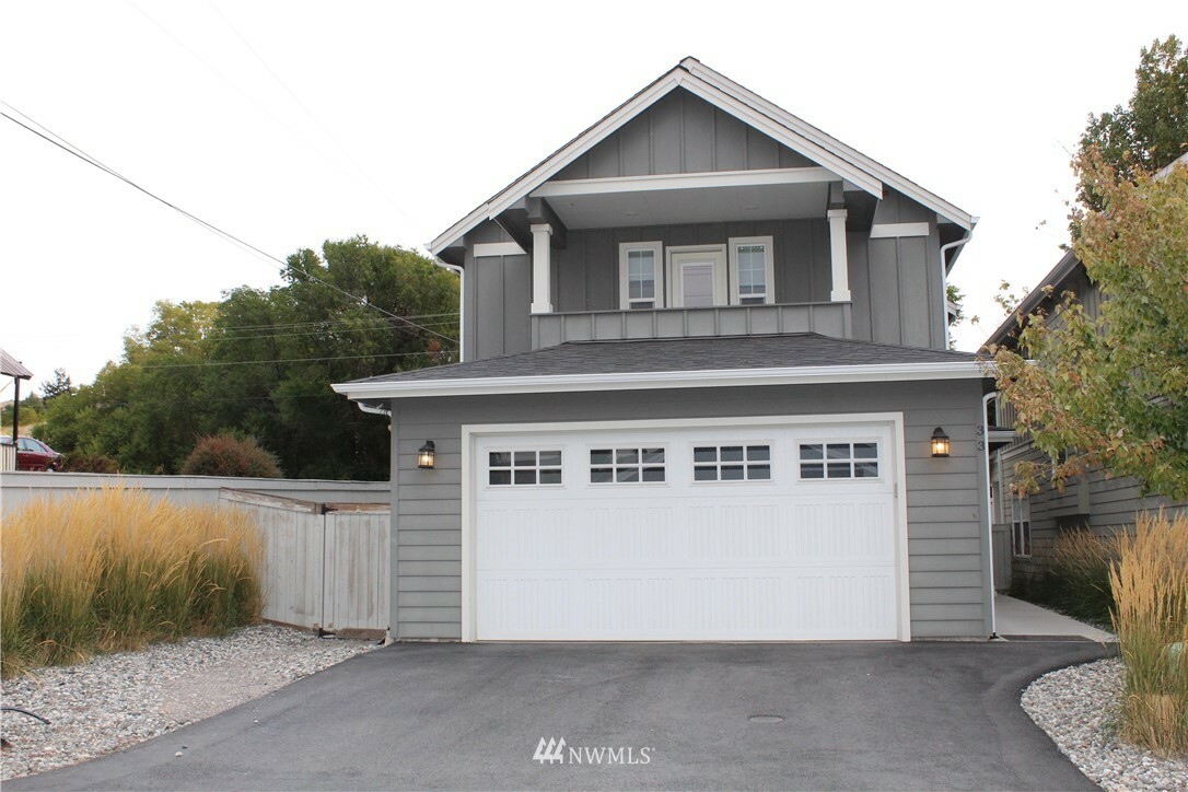 Property Photo: 2452 NW Columbia Avenue 33 WA 98802