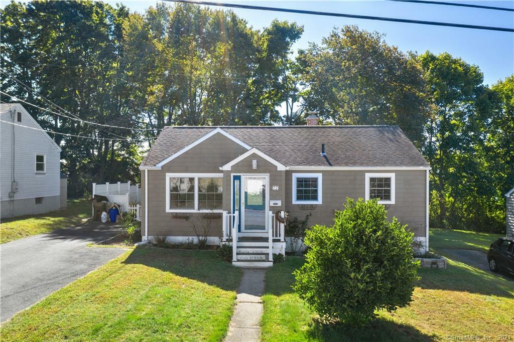 Property Photo: 77 Bayshore Drive CT 06320