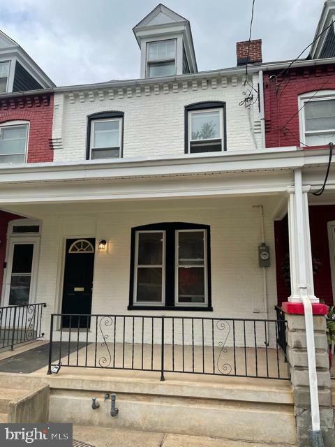 Property Photo: 737 E Marion Street PA 17602