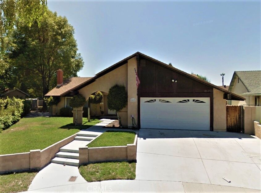 Property Photo: 2613 Greenleaf Court CA 93063