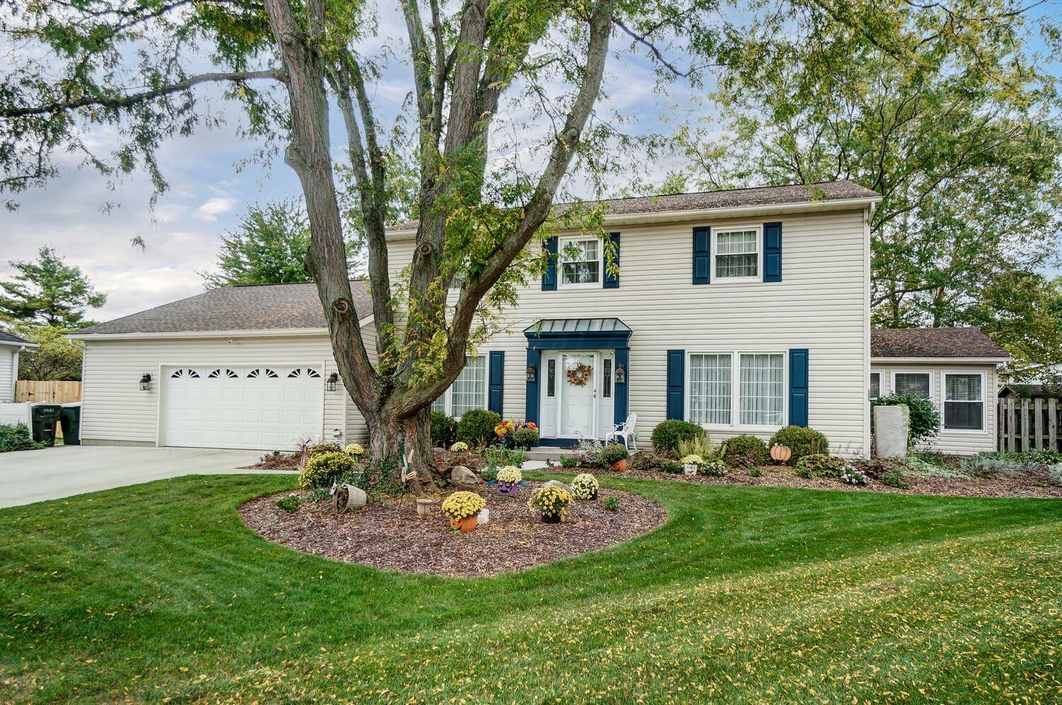 Property Photo: 5681 Fraley Court OH 43235