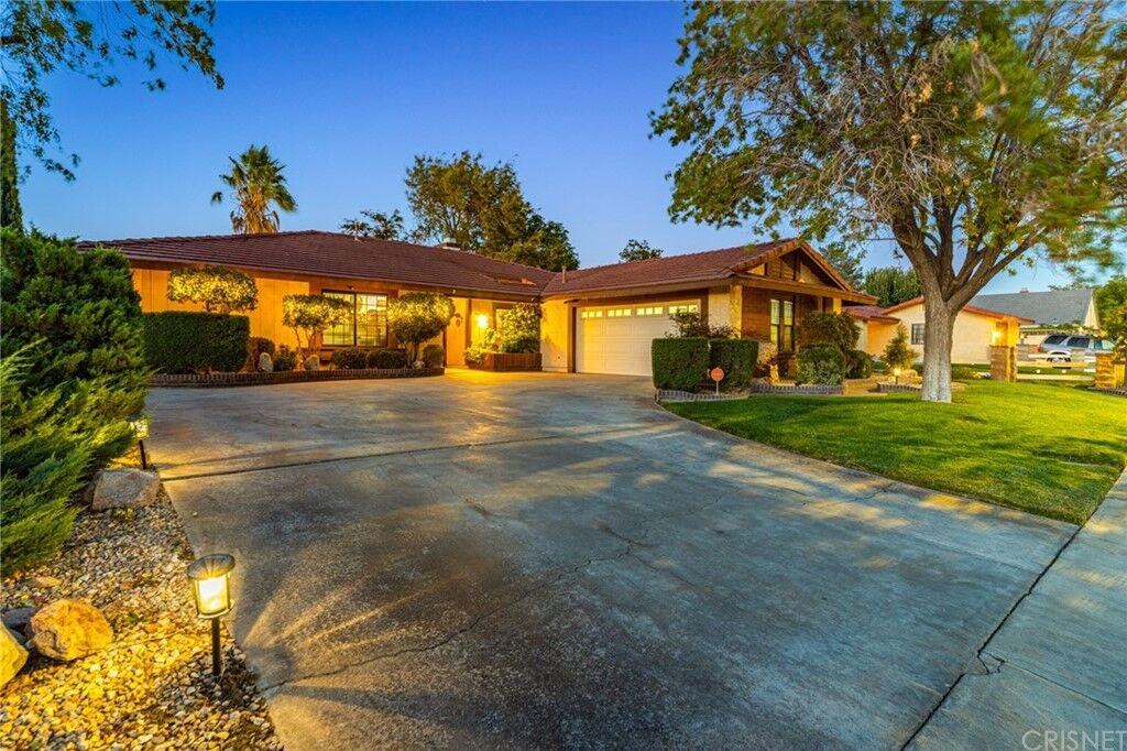 Property Photo:  3743 W Avenue K4  CA 93536 