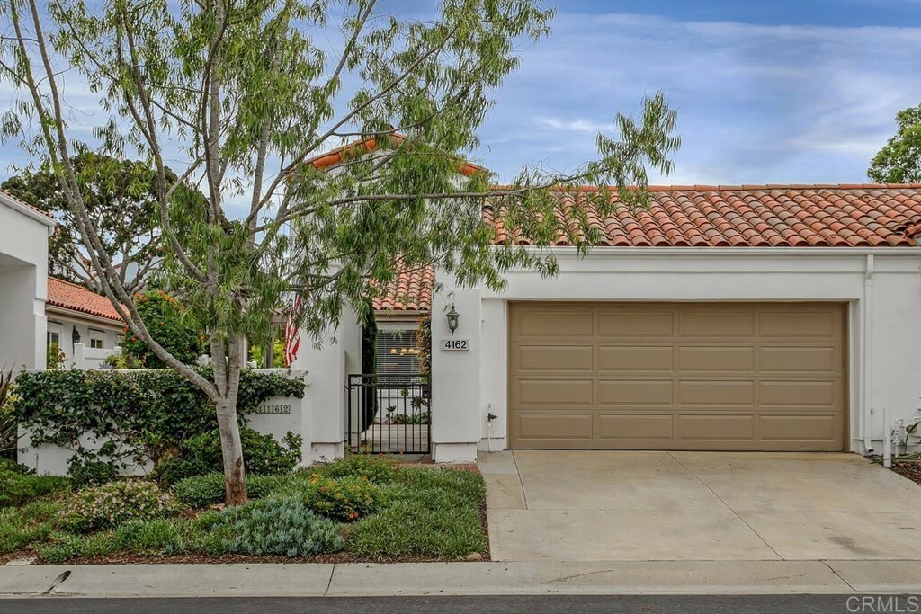 Property Photo: 4162 Rhodes Way CA 92056