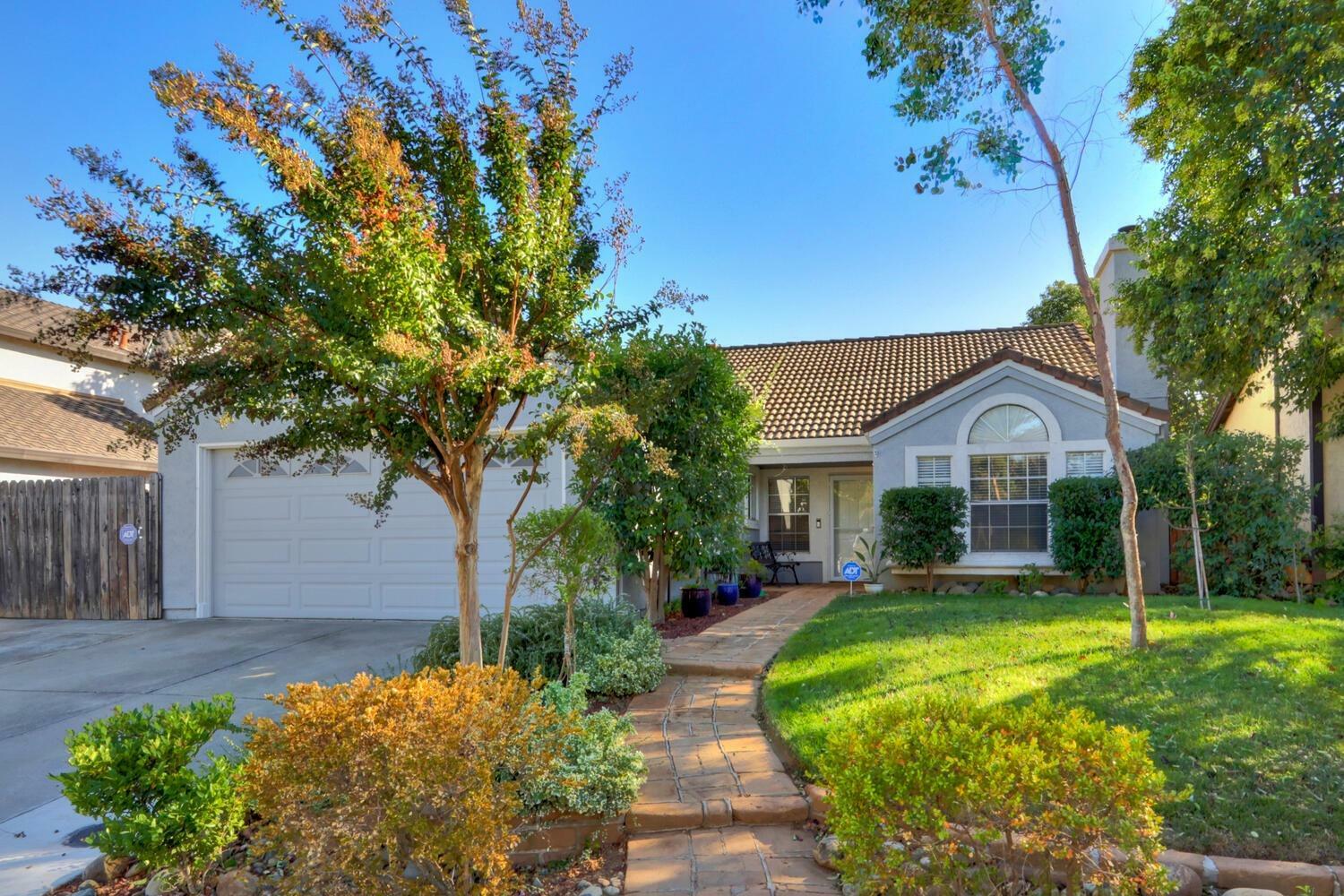 Property Photo:  8616 Diamond Crest Court  CA 95624 