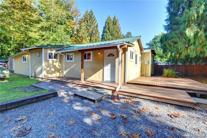 41777 Mountain View Lane  Concrete WA 98237 photo
