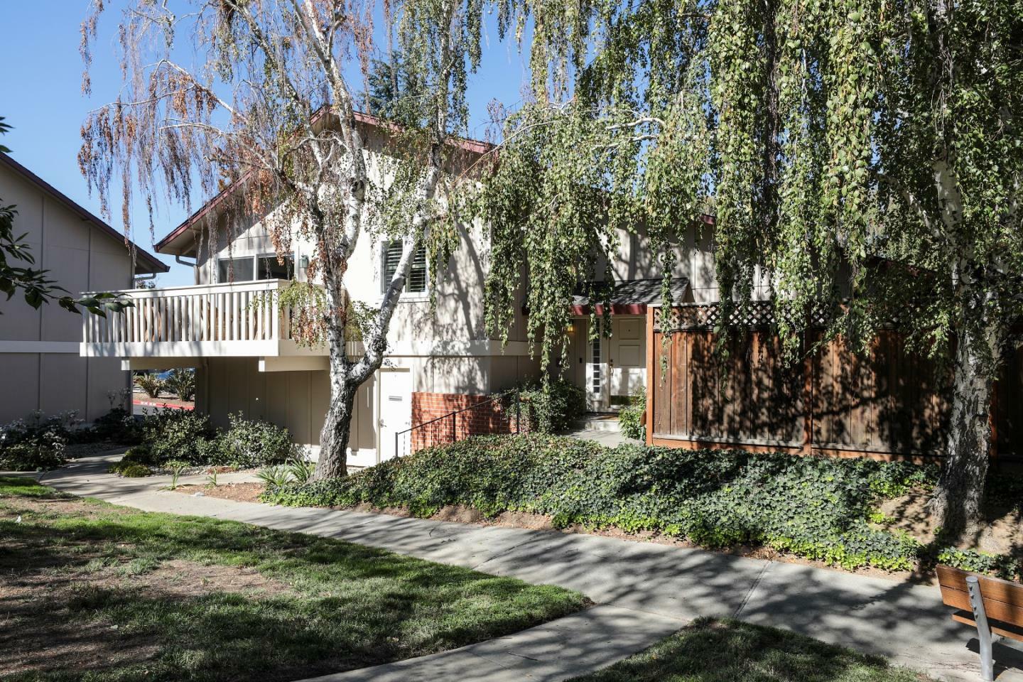 Property Photo:  1464 Golden Meadow Square  CA 95117 
