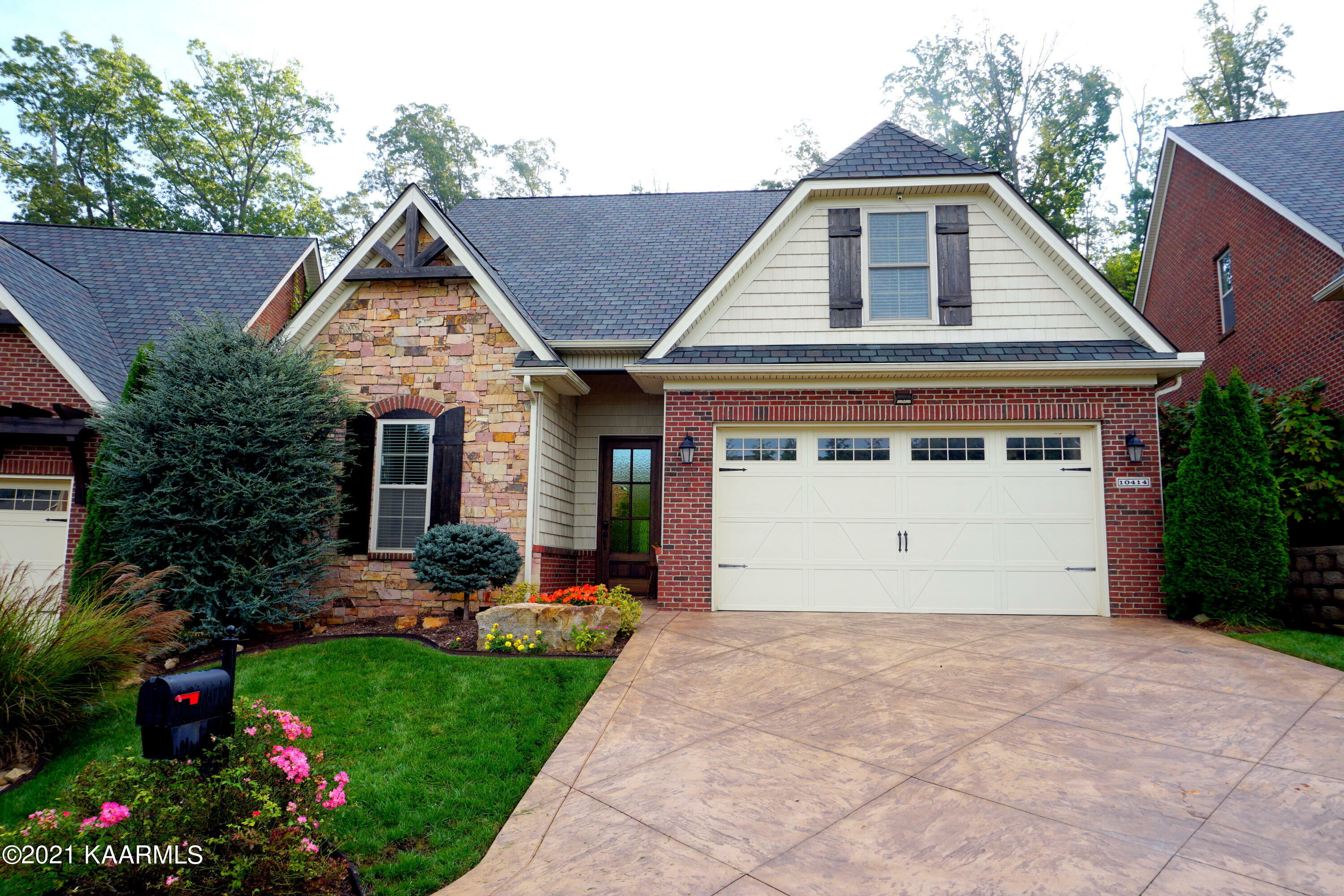 Property Photo:  10414 Wellington Chase Lane  TN 37932 