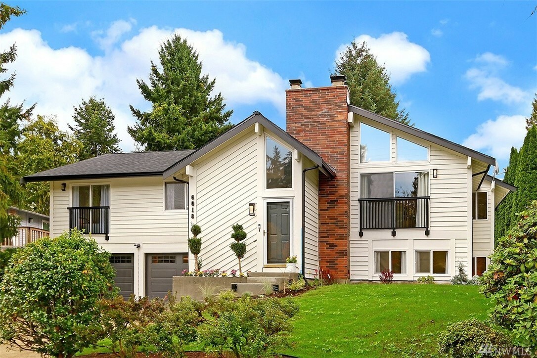 Property Photo:  6018 152nd Ave NE  WA 98052 