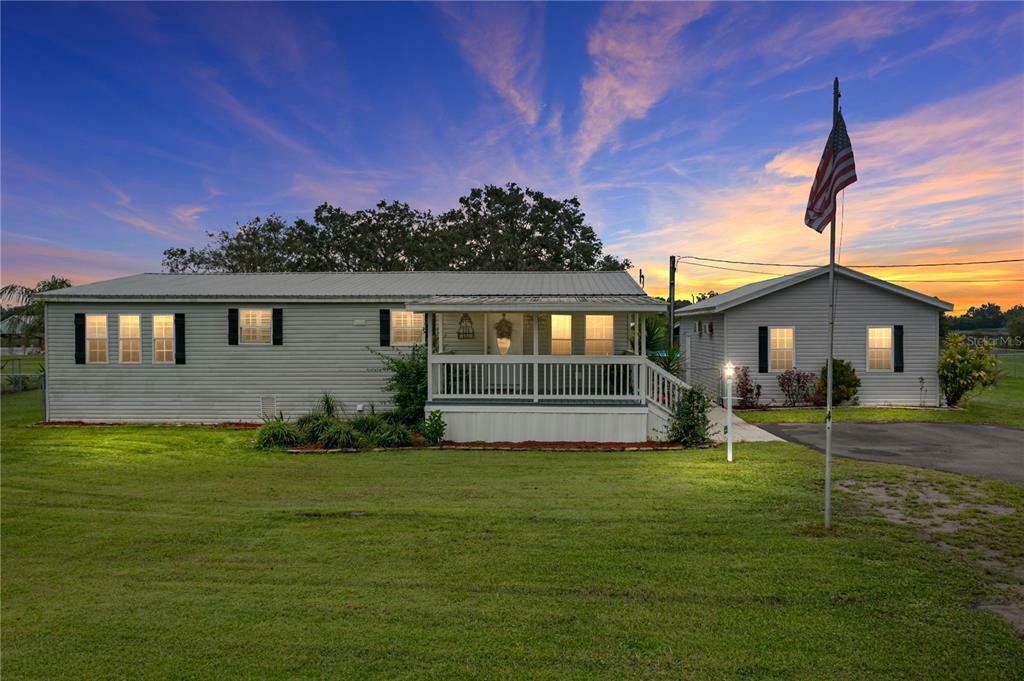 Property Photo:  2828 Clay Turner Road  FL 33566 