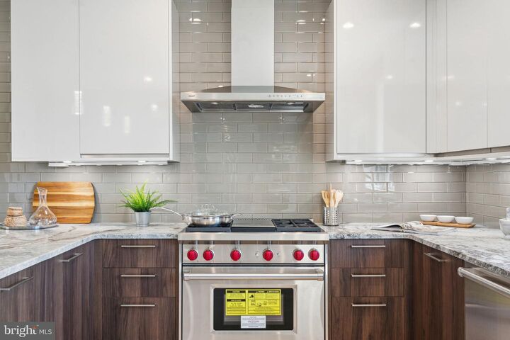 Property Photo:  2006 Renaissance Walk  PA 19145 