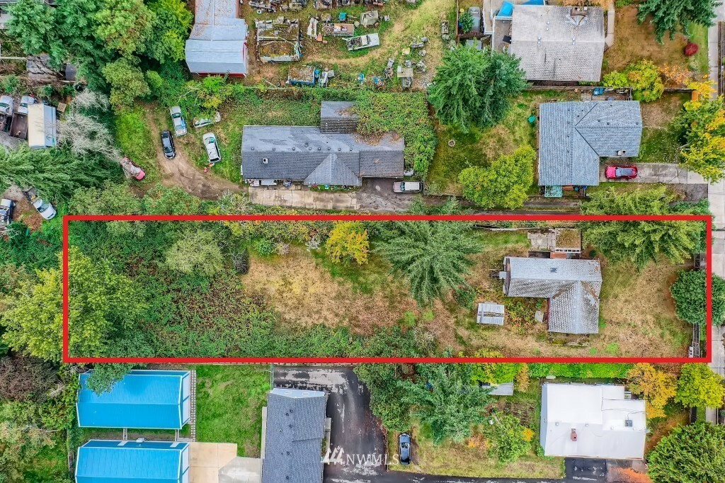 Property Photo: 13922 4th Avenue SW WA 98166