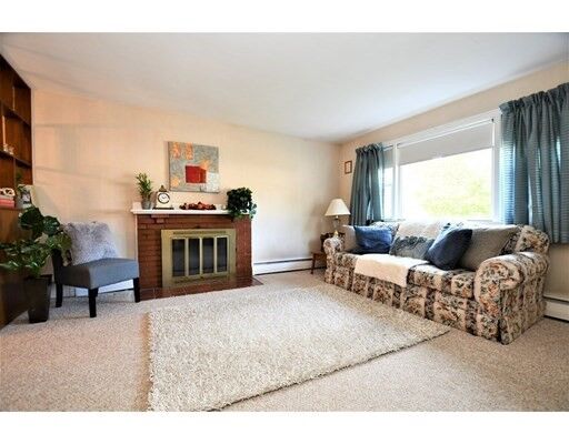 Property Photo:  13 Carson Rd  MA 01801 