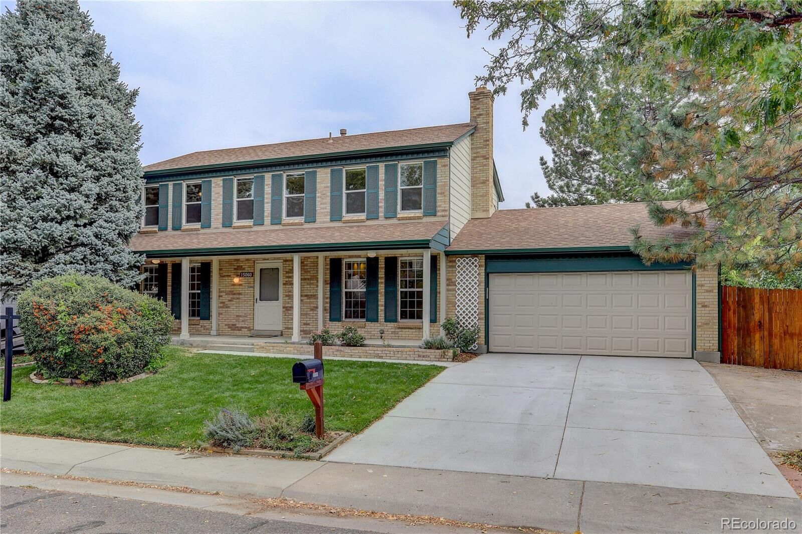Property Photo: 15060 E Caspian Place CO 80014