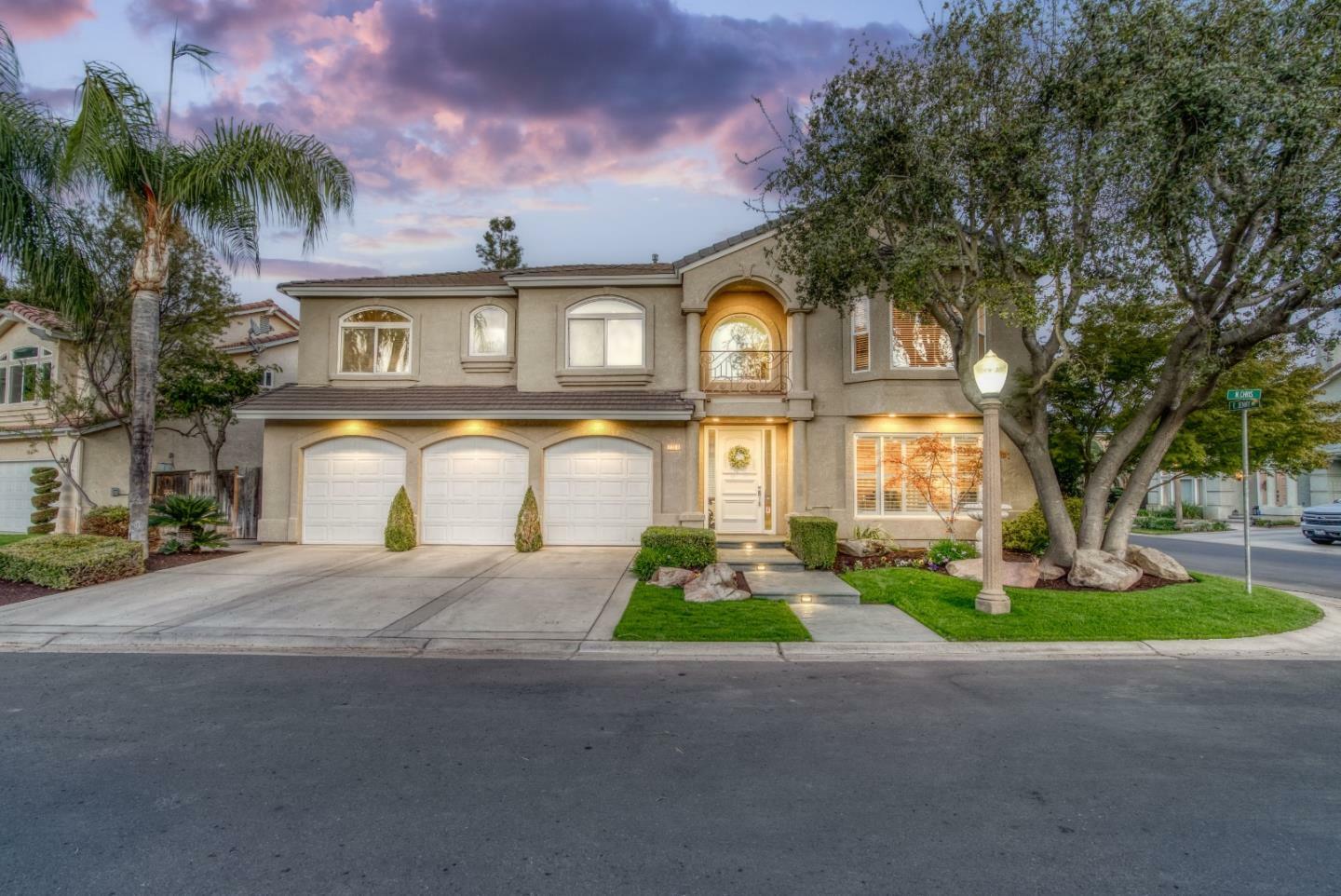 Property Photo: 7204 North Chris Avenue CA 93720