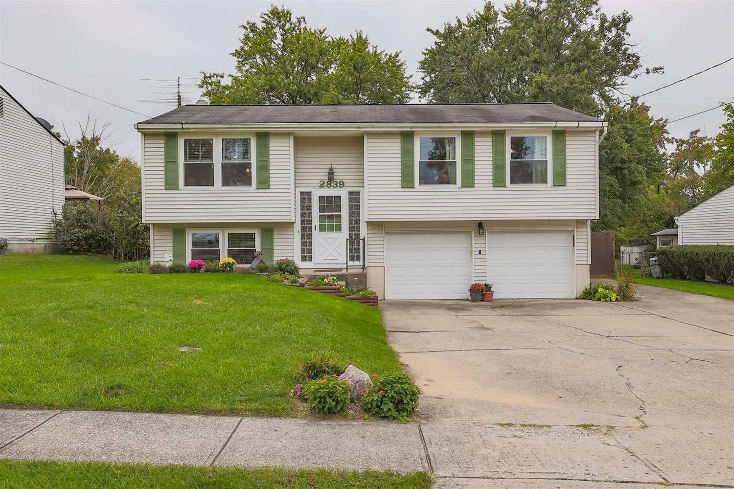 Property Photo: 2839 Overdale Dr OH 45251