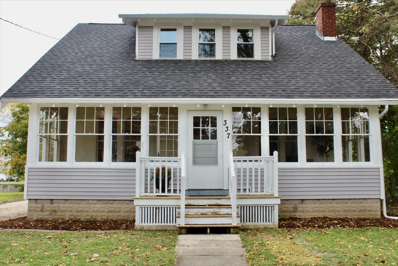 Property Photo:  337 Belleville Street  WI 54971 