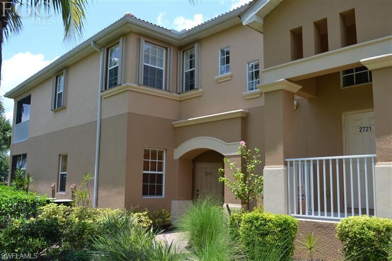 Property Photo:  13961 Lake Mahogany Boulevard 2711  FL 33907 