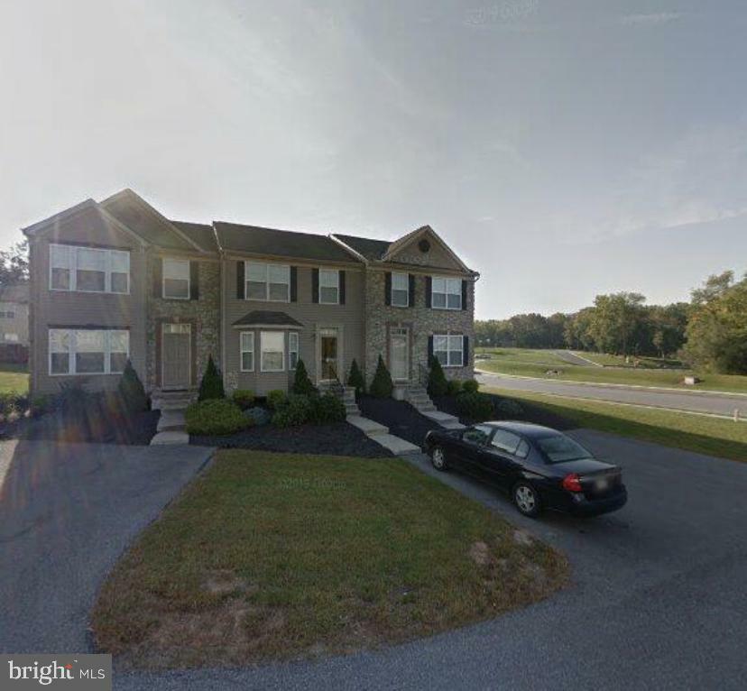 Property Photo:  29 Buttonwood 29  PA 17406 