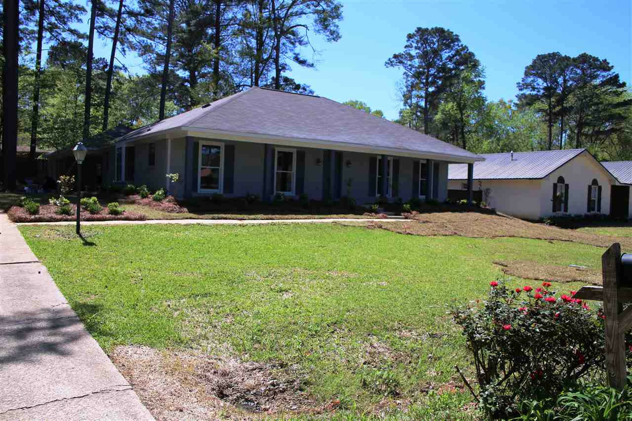 Property Photo:  120 Oak Drive  MS 39047 