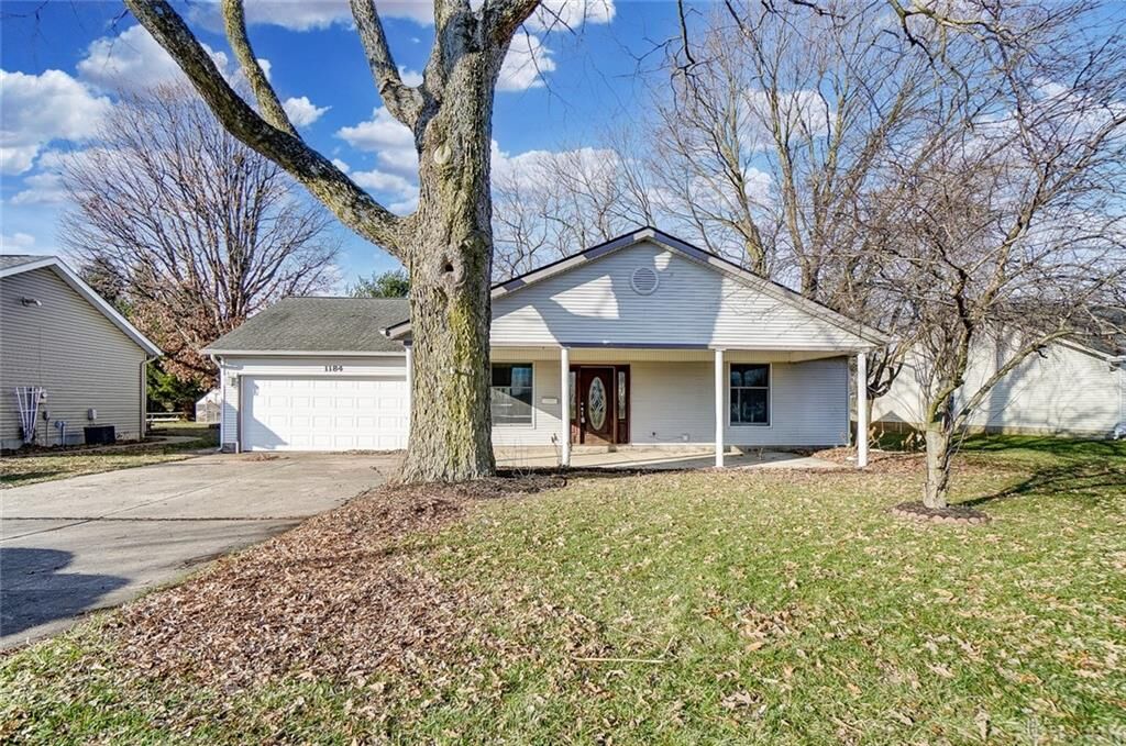 Property Photo: 1184 Rockwell Drive OH 45385