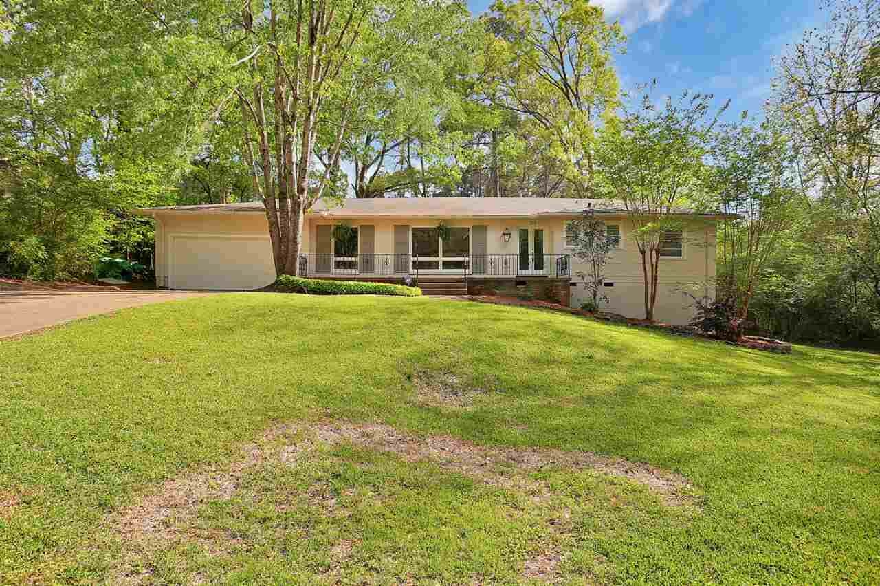 Property Photo:  217 Chippewa Circle  MS 39211 