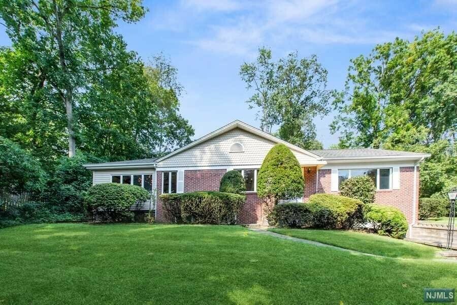 Property Photo: 666 Ellen Place NJ 07649